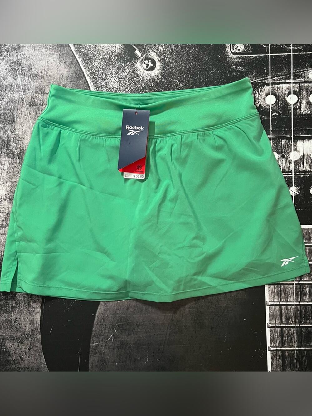 NWT Reebok Skort